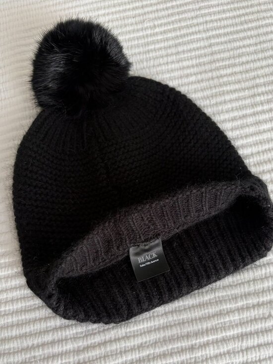 Black Cashmere Beanie w/ real Fur Pom
